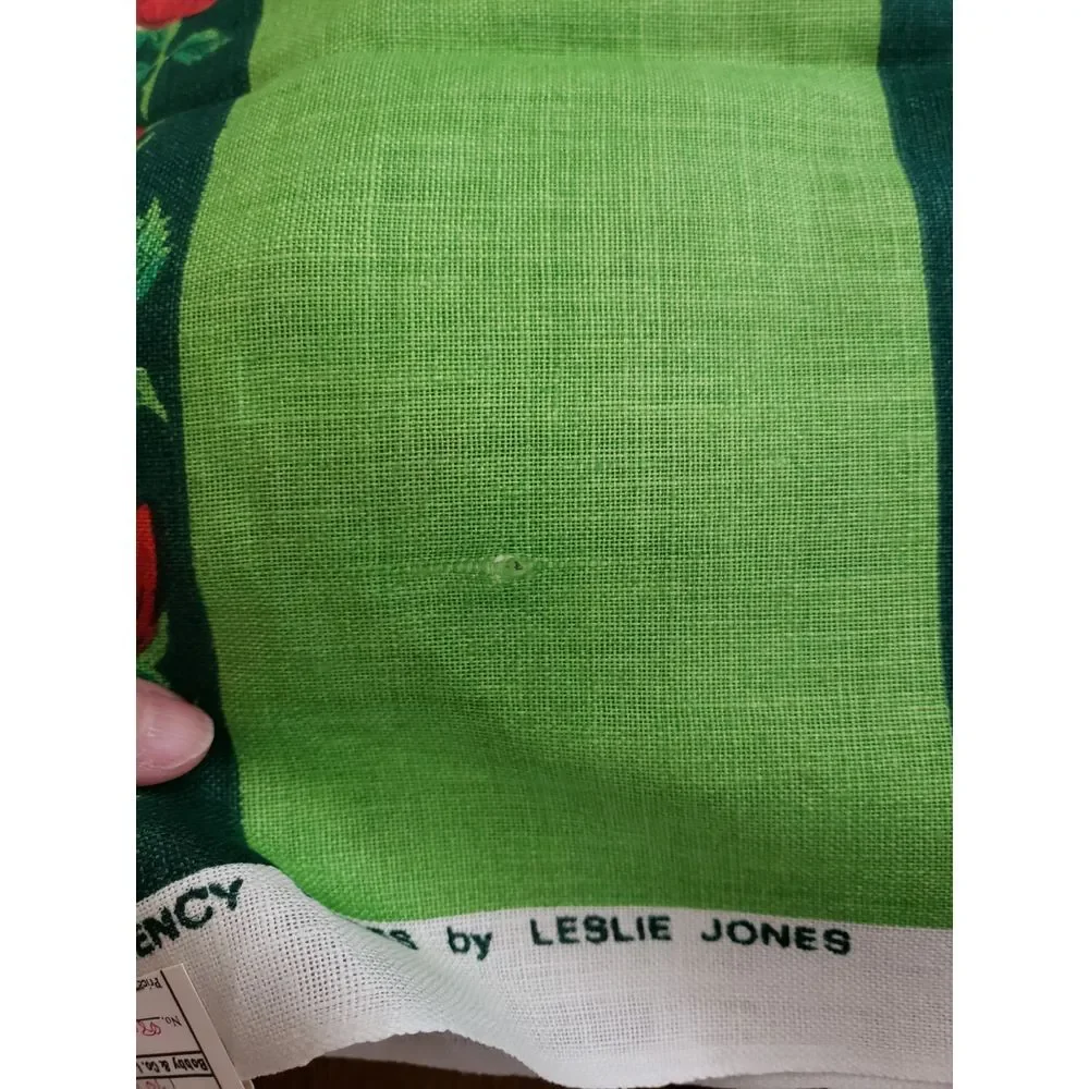 Vtg Ulster Linen Tea Towel‎ Regency Roses Made In Ireland Leslie Jones Red Green